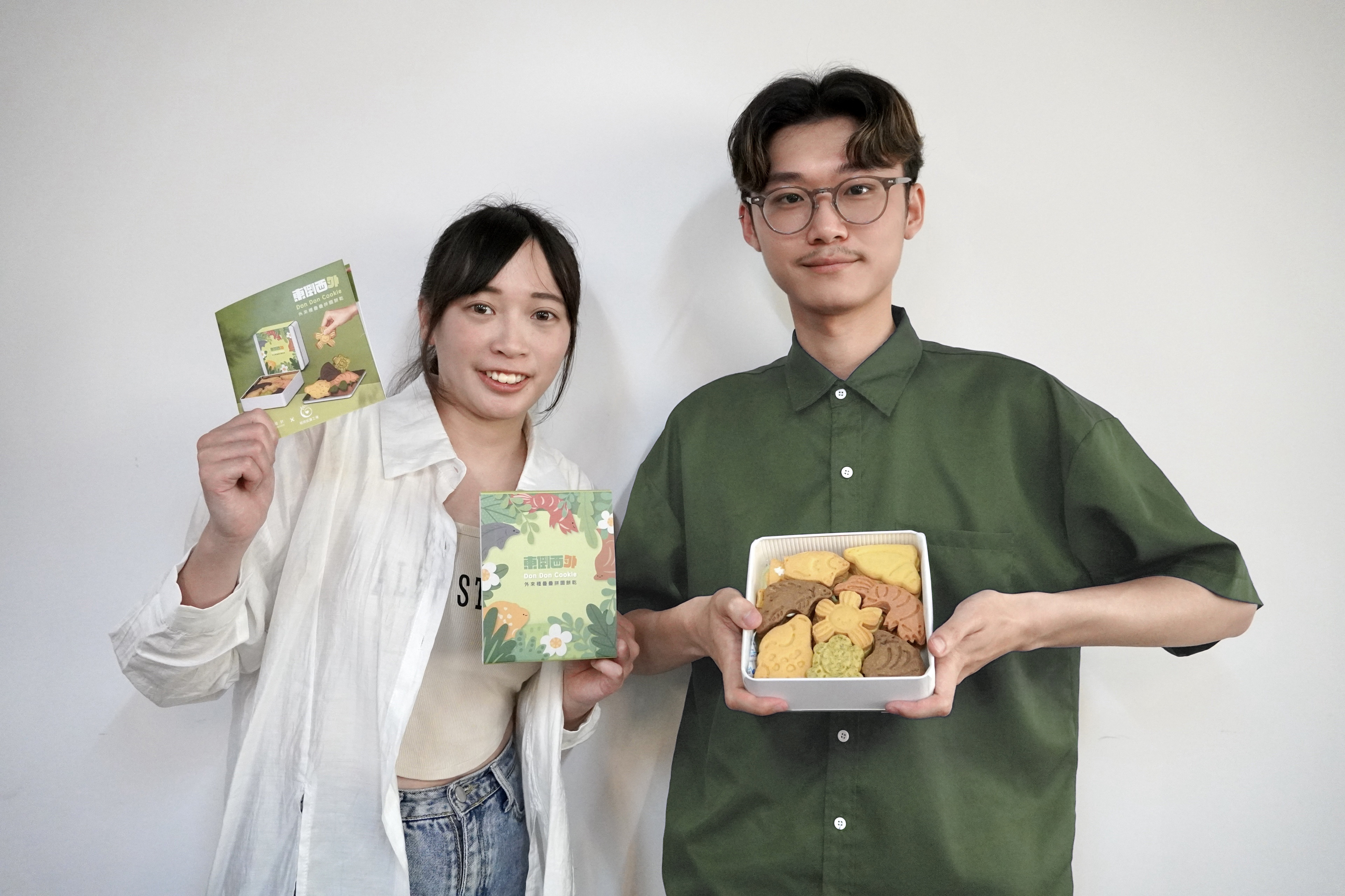 Taiwan Tech master students Kai-Jie Xue and Zhong-Wei Lin created the “Don Don Cookie” love tin box cookies, which were launched for sale on the Zeczec fundraising platform from April 9th to May 23rd.