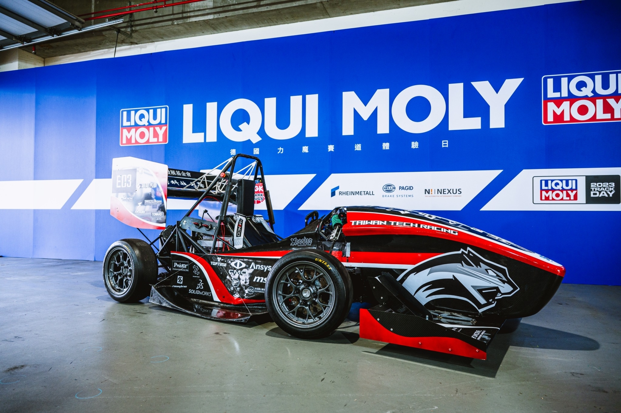 Taiwan Tech's Formula Racing Team was invited to exhibit at the LIQUI MOLY Track Day on September 24th.