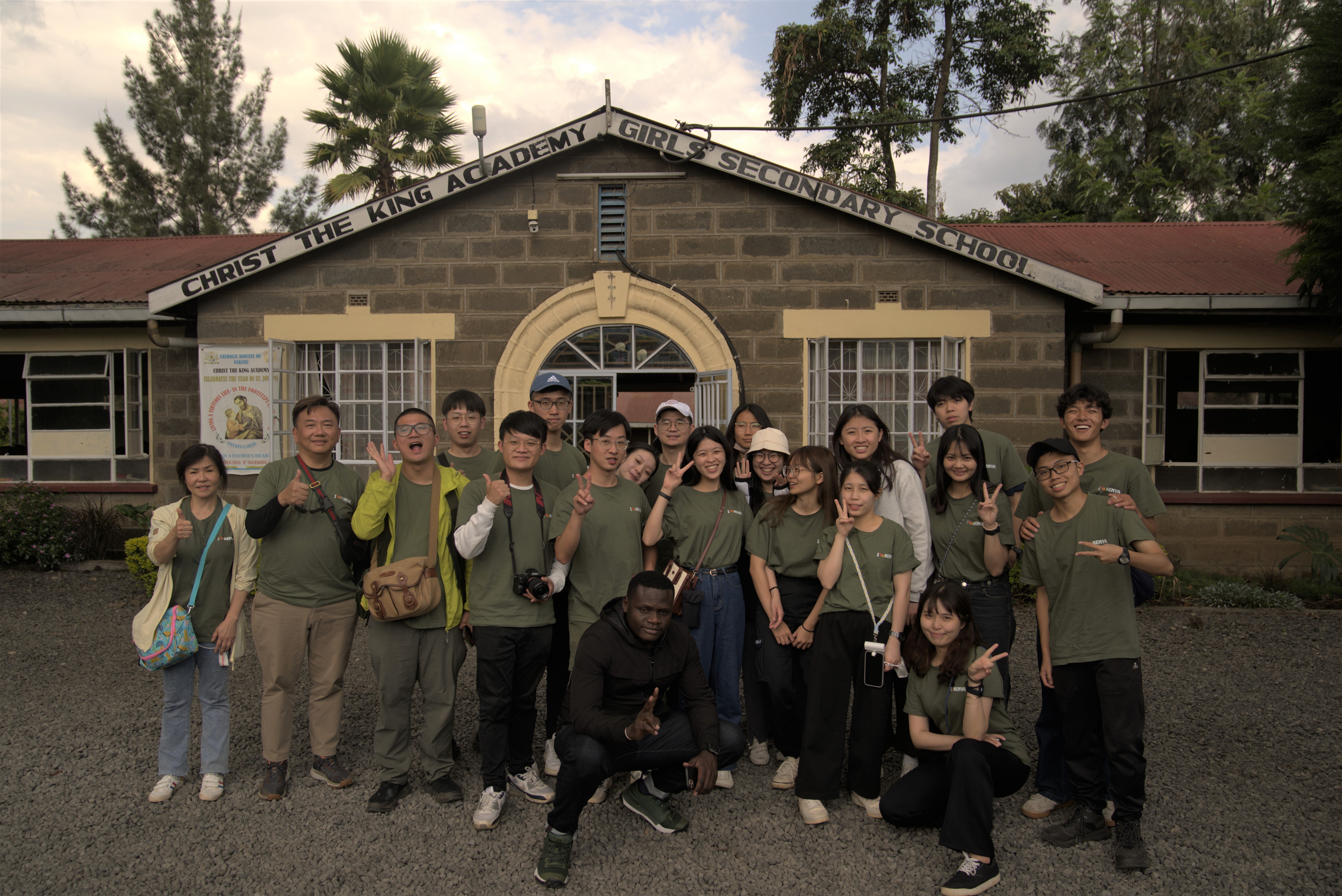 The volunteer team captured a group photo.