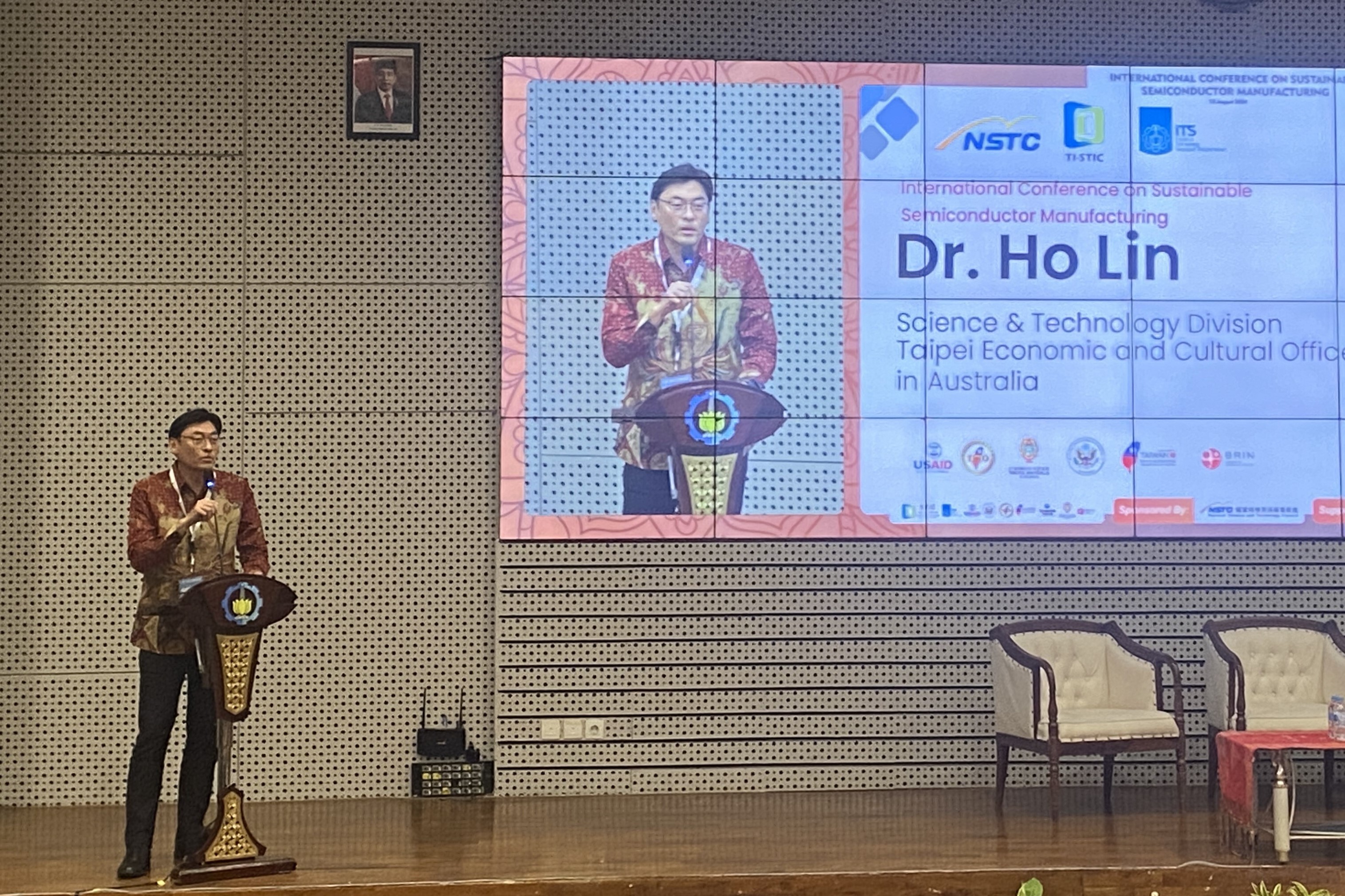 Ho Lin, Head of the Technology Division at the NSTC's Economic and Cultural Office in Australia, delivered the closing remarks.